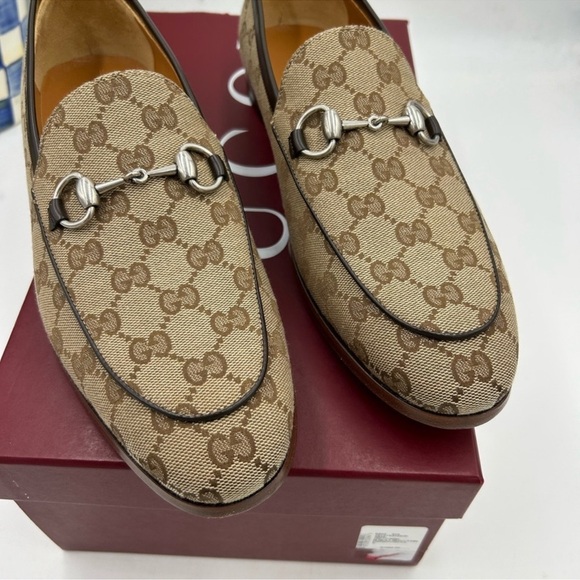 Men’s Gucci, Jordan horse bit canvas loafer size 8, fits nine US maiden in Italy main image 4
